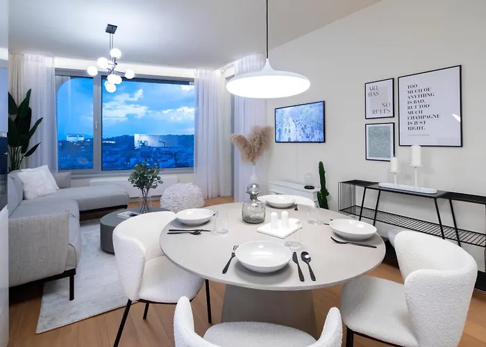 Appartement Ah Sky Park 1a - Castle View Free Parking *