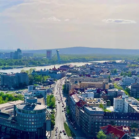 Ah Sky Park 1a - Castle View Free Parking