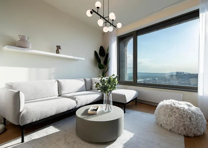 Ah Sky Park 1a - Castle View Free Parking * Братислава