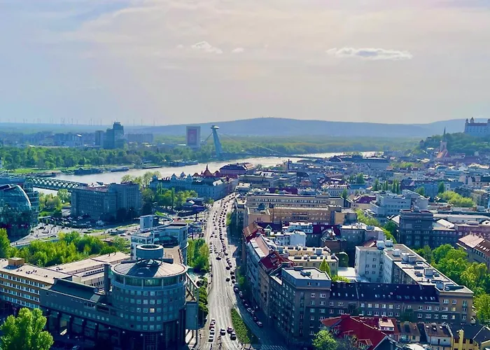 Ah Sky Park 1a - Castle View Free Parking