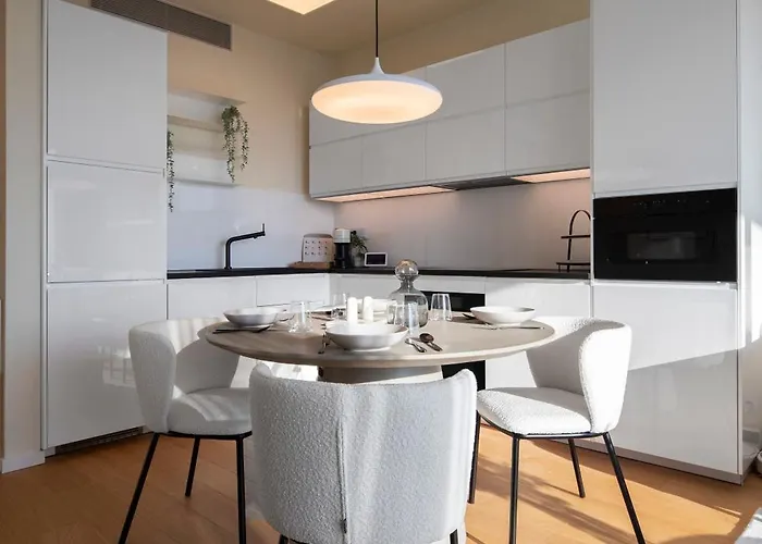 Ah Sky Park 1a - Castle View Free Parking Bratislava